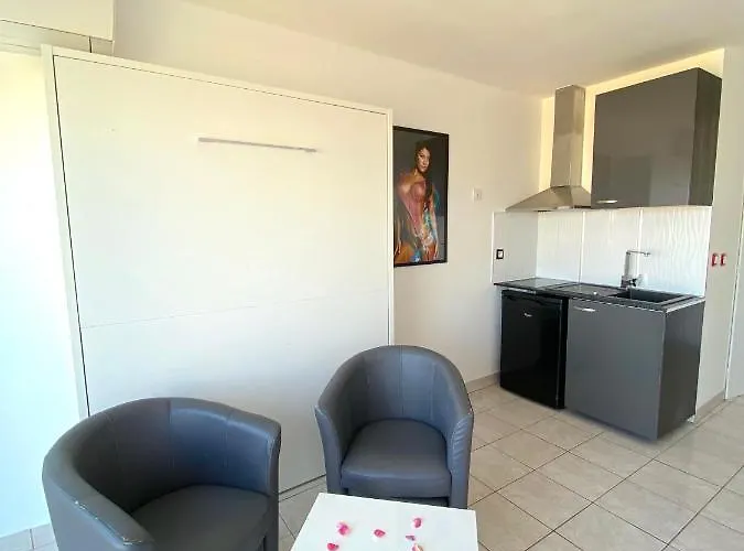 Héliopolis Village Naturiste Agde